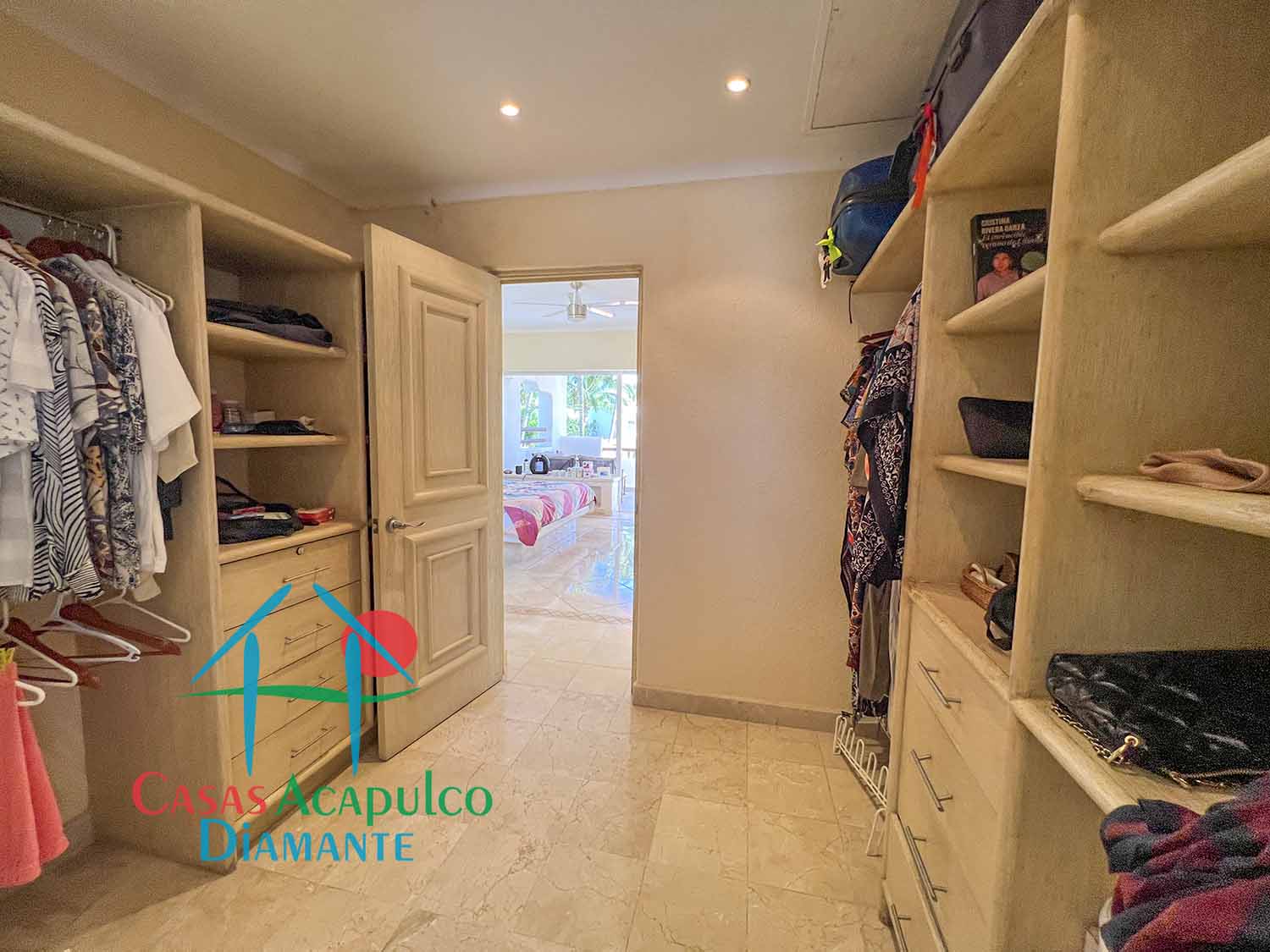 Son Vida Barbados 1 - Recámara principal 7